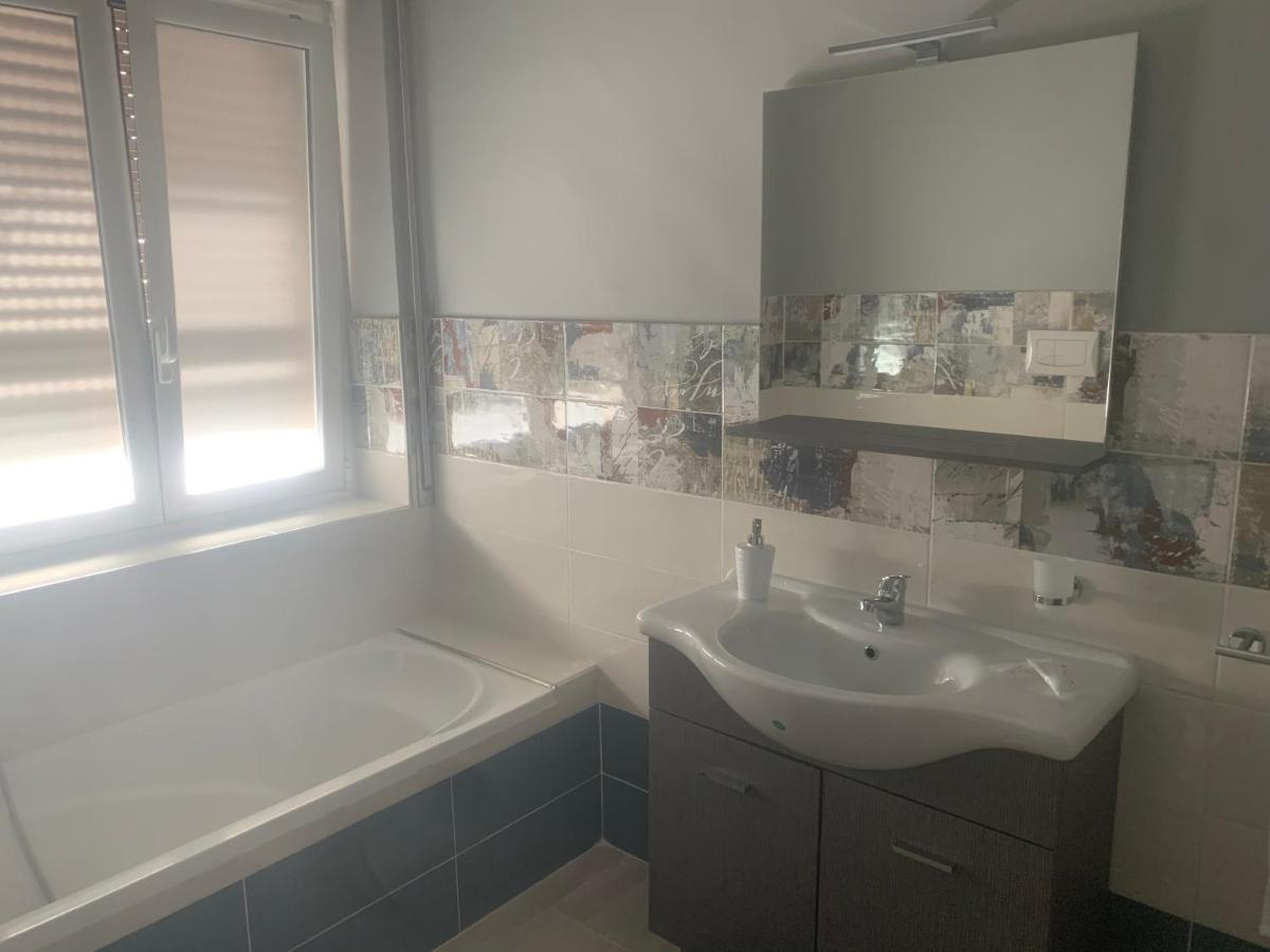 Le Stanze Di Dalia Bed and Breakfast Crotone Buitenkant foto