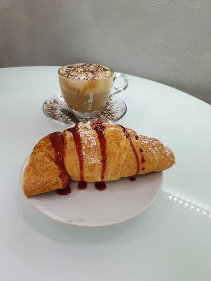 Le Stanze Di Dalia Bed and Breakfast Crotone Buitenkant foto