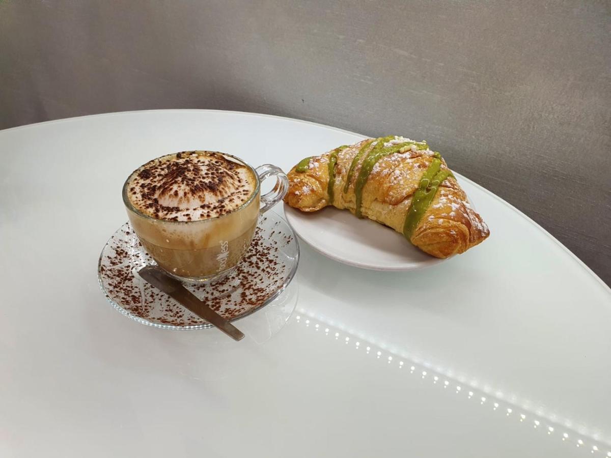 Le Stanze Di Dalia Bed and Breakfast Crotone Buitenkant foto
